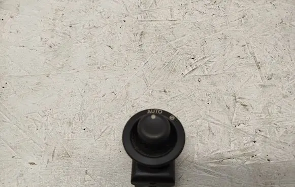 Land Rover Range Rover Sport L320 Steering wheel adjustment switch XPB500180 03930376