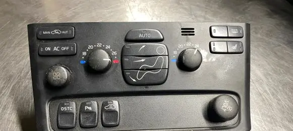 Volvo S80 Climate control unit 30746019