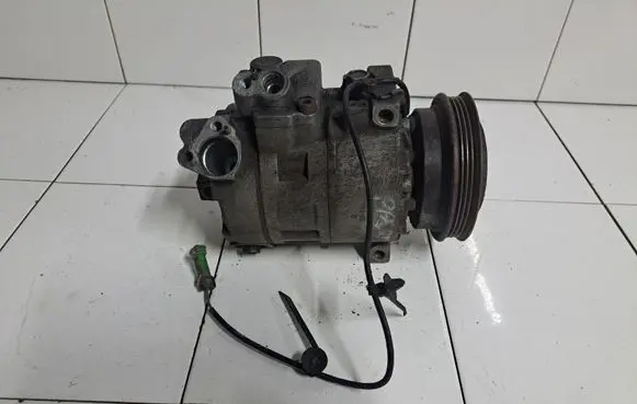 Volkswagen PASSAT B5.5 Air conditioning (A/C) compressor (pump)