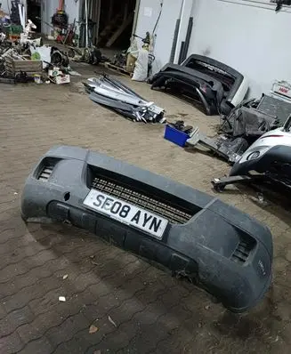 Iveco Daily 35 - 40.10 Front bumper NOCODE
