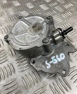 Audi A7 S7 4K8 Vacuum pump 05L145100