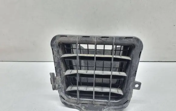 Audi A4 S4 B8 8K Quarter panel pressure vent 8K0819161