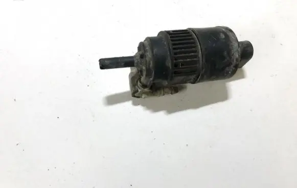 Renault Laguna I Windscreen/windshield washer pump 7700821782