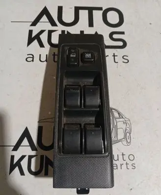 Toyota Corolla Verso AR10 Electric window control switch 54355667D 221107 1000402