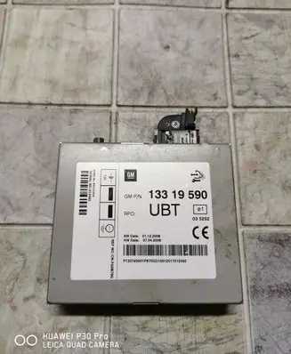 Opel Insignia A Antenna control unit 13319590