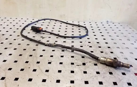 Volkswagen PASSAT B8 Lambda probe sensor 04L906262