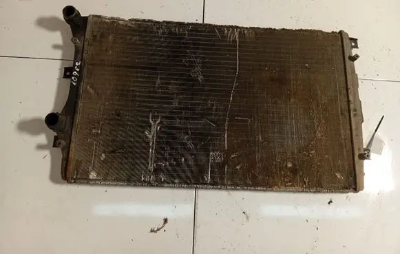 Skoda Octavia Mk2 (1Z) Coolant radiator 