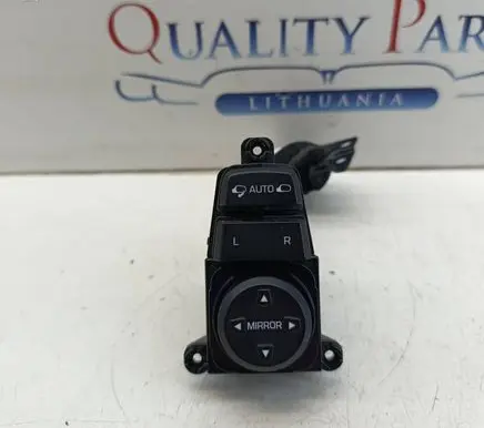 Hyundai Tucson TL Wing mirror switch 93573D3100