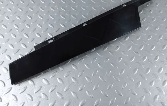 Front door glass trim molding