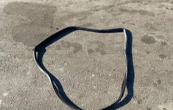 Mini One - Cooper R50 - 53 Rubber seal front coupe door 