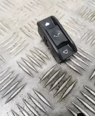 BMW 5 E39 Sunroof switch 8352182 03015000