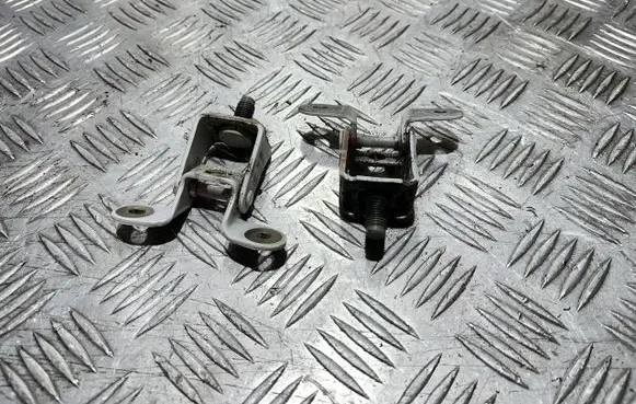 Honda HR-V Tailgate hinge DG21343