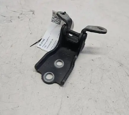 Opel Antara Front door lower hinge 