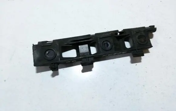 Volkswagen PASSAT B6 Front bumper mounting bracket 3c0807184