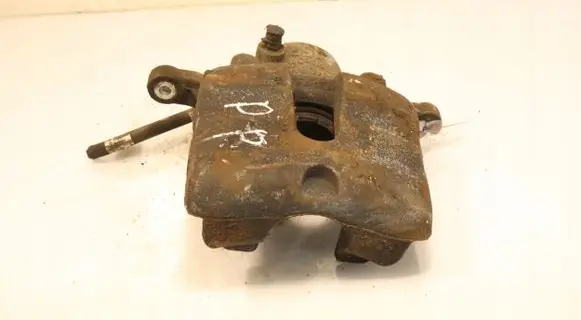 Hyundai i30 Front brake caliper