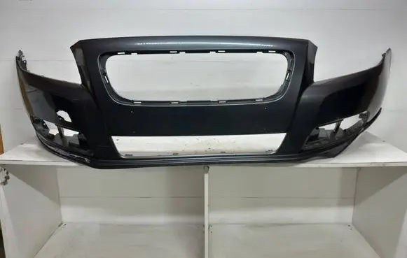 Volvo V70 Front bumper 30678623 30763620