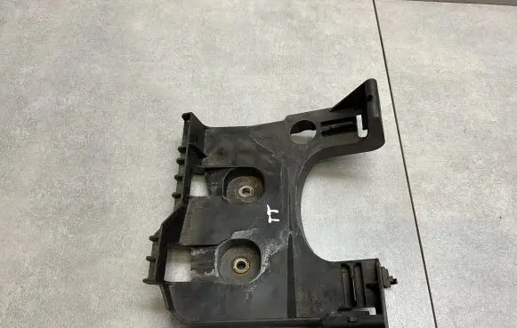 Audi TT TTS Mk2 Other engine bay part 8J0907361
