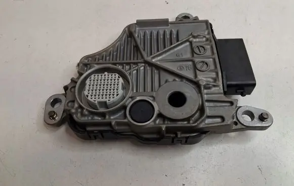 Peugeot Partner III Combustion control unit/module 9831606080