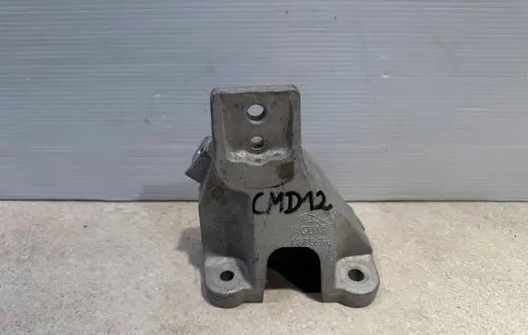 Jaguar XF X260 Engine mounting bracket GX736061FBCMD12