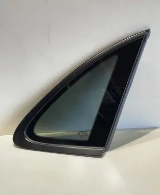 Porsche Macan (95B) Rear vent window glass 95B845298XN
