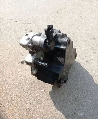 Hyundai Sonata Fuel injection high pressure pump 0445010121
