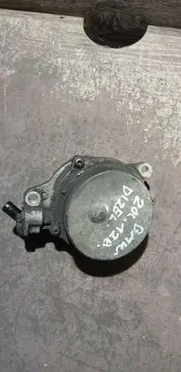 BMW 1 E82 E88 Vacuum pump
