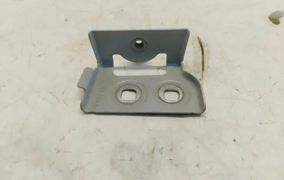 BMW 5 G60 Fender mounting bracket 9621191