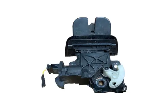 Audi A4 S4 B7 8E 8H Tailgate/trunk/boot lock/catch/latch 8P4827505B
