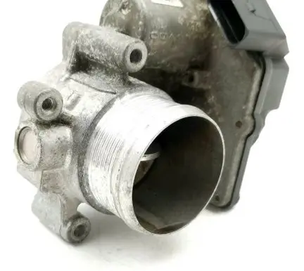 Volkswagen PASSAT B9 Throttle body valve 03L128063C