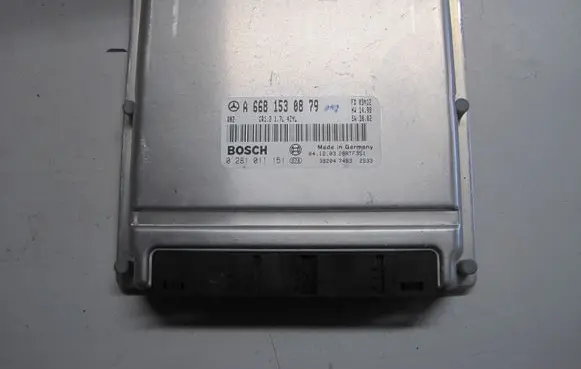 Mercedes-Benz A W168 Engine control unit/module ECU A6681530879