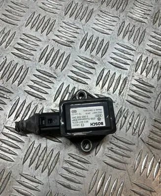 Audi A4 S4 B6 8E 8H ESP acceleration yaw rate sensor 8E0907637A