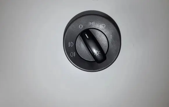 Skoda Octavia Mk2 (1Z) Light switch 1Z0941431K