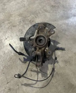 Peugeot 308 Front wheel hub