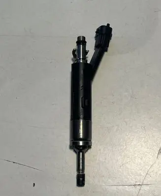 Fuel injector