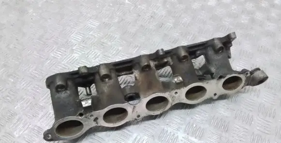Volvo S80 Intake manifold 31293932