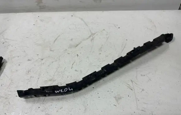 Mercedes-Benz C W204 Bumper support mounting bracket corner A2048800730