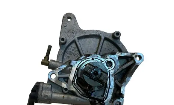 Hyundai Santa Fe Vacuum pump 288102F000