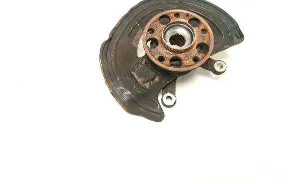 Mercedes-Benz B W246 W242 Front wheel hub A2463320200