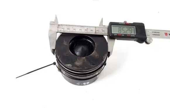 Mercedes-Benz S W220 Piston with connecting rod 