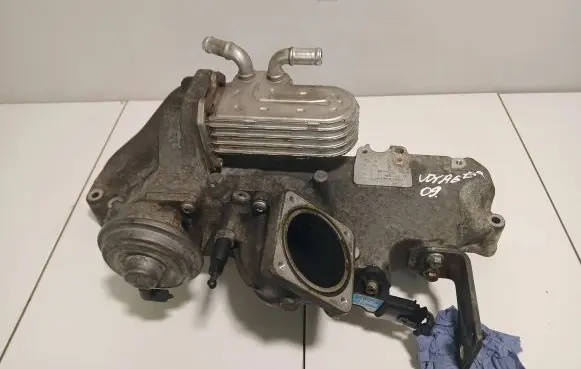 Chrysler Grand Voyager V Intake manifold 701249060 B297078009B 11042023H