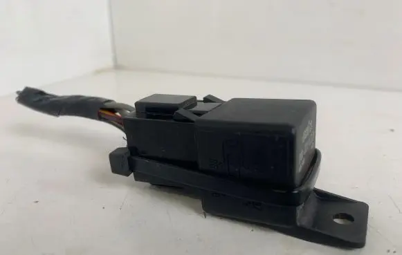 Saab 9-3 Ver2 Indicator relay V23234A001X043
