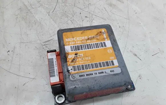 Mercedes-Benz Vito Viano W638 Airbag control unit/module 6384460042
