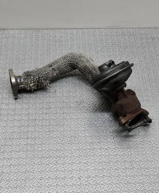 Audi A6 S6 C6 4F EGR valve 70030904