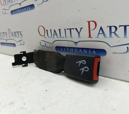 BMW X5 E70 Rear seatbelt buckle 