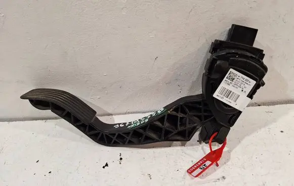 Citroen C3 Accelerator throttle pedal 9671433780