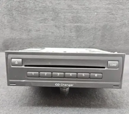 Audi A6 S6 C6 4F CD/DVD changer 4F0035110 AA001001