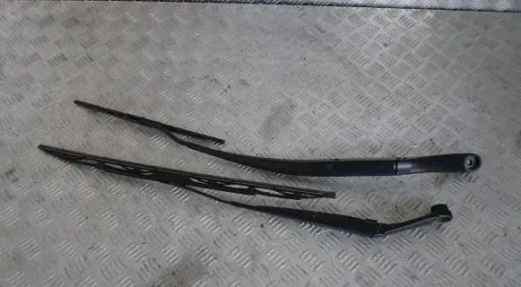 KIA Picanto Front wiper blade arm