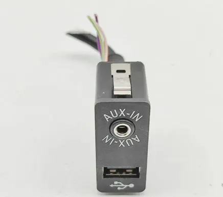 BMW 6 F12 F13 AUX in-socket connector 9237653