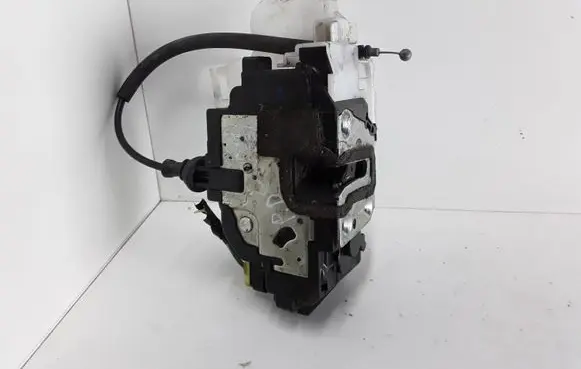 KIA Ceed Front door lock