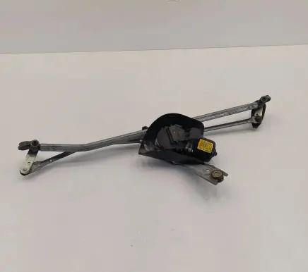 Mini One - Cooper R50 - 53 Front wiper linkage and motor 8229128